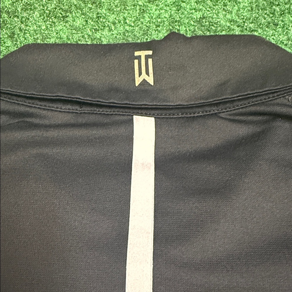 Tiger Woods Collection by Nike Dri-Fit Polo (Black / Size Medium) - Picture 7 of 7